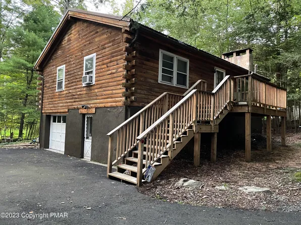 145 Sportsmen Dr, Cresco, PA 18326