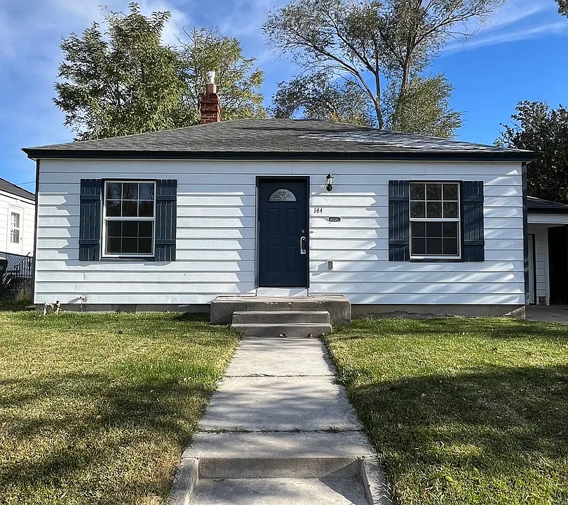 144 S 14th Ave
