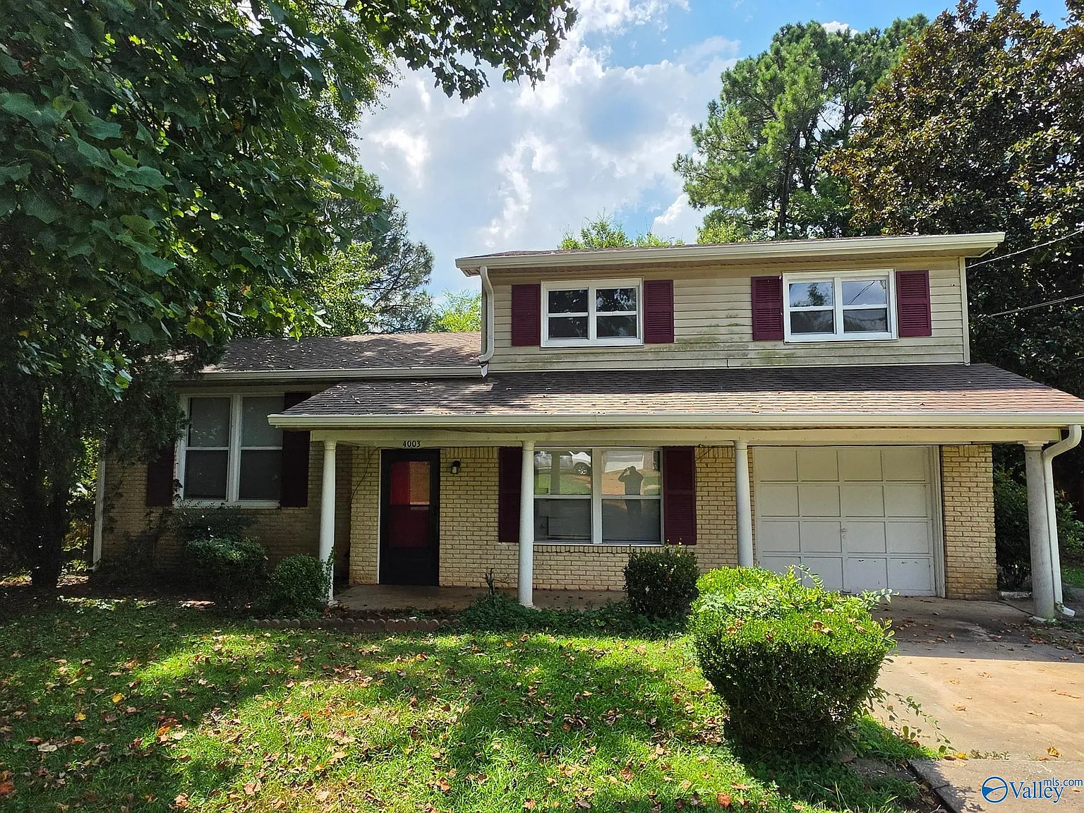 4 bed, 2.0 bath, 1819 sqft, $1,800 — Photo 1