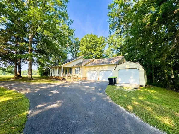 545 Quisenberry Ln, Hopkinsville, KY 42240