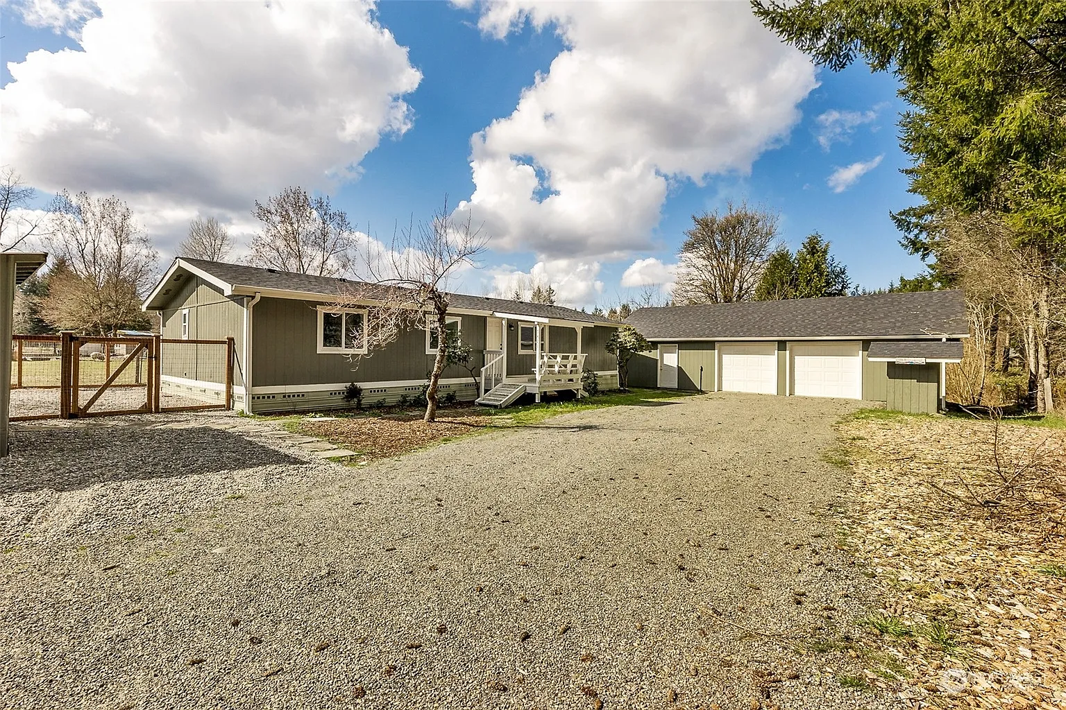 9421 Tilley Road SW photo 1