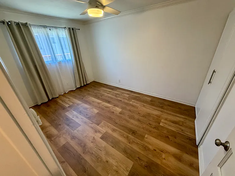 2664 N Frederic St #2664 — Photo 8