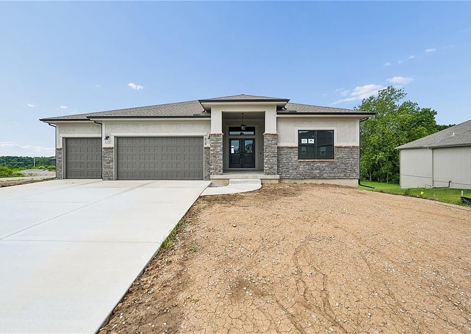 1st image of 1824 Homestead Dr