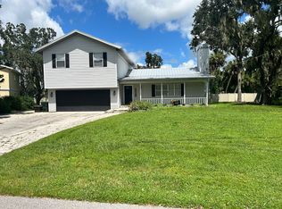 1906 Rolling Green Cir, Sarasota, FL 34240