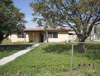 1st image of 2300 W 1st Ave