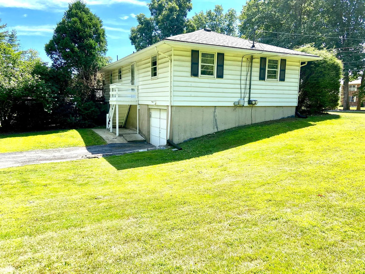 18 Lyman Rd — Photo 3