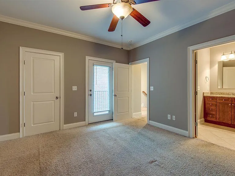 2114 Acklen Ave #305 — Photo 3