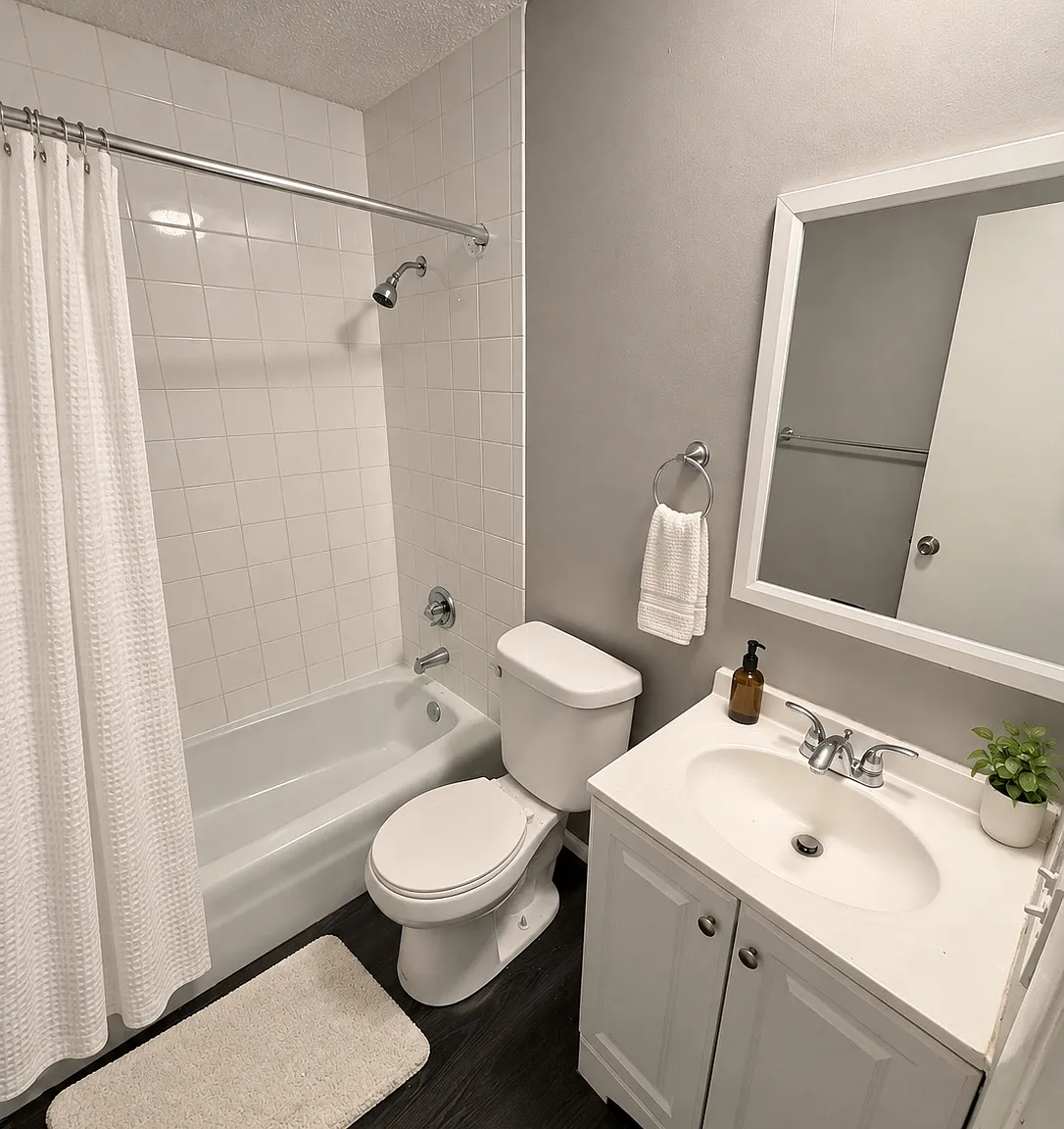 2 bed, $1,049 — Photo 3