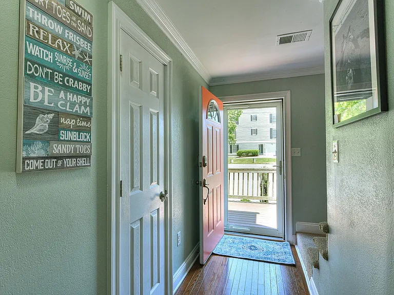 20902 South Ave #A — Photo 14