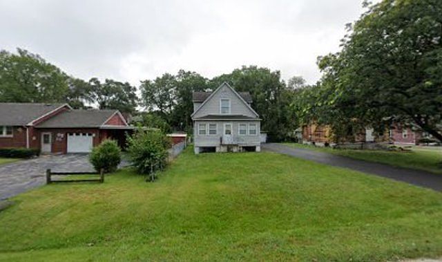 1st image of 1305 172nd St W