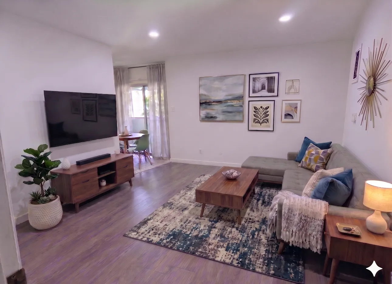 2 bed, 800 sqft, $2,395 — Photo 1