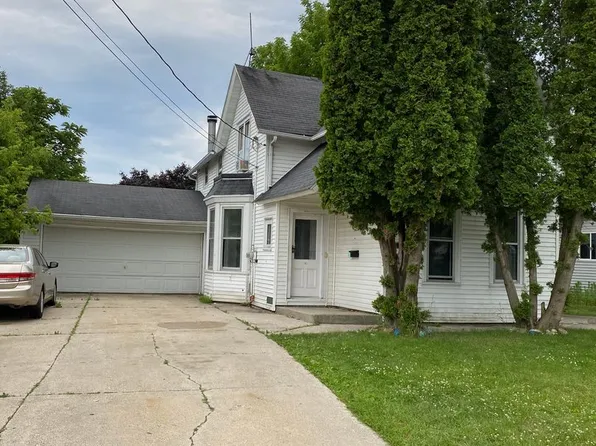 3117 Mero St, Manitowoc, WI 54220