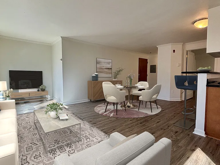 1410 W Raye St #302 — Photo 11