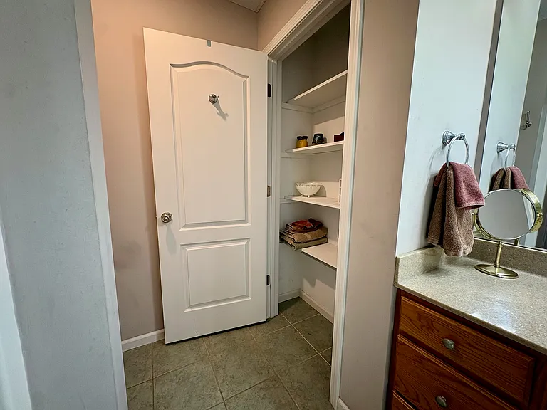 Full Bathroom 1: Master Bathroom Closet (main level)