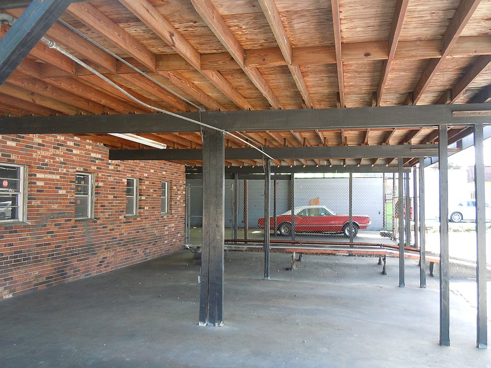 1st image of 5613 N Armenia Ave