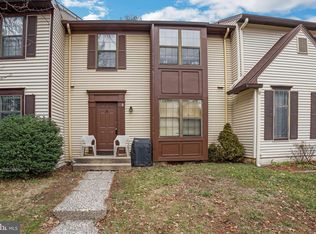 15 Vandercastel Rd, Sterling, VA 20165
