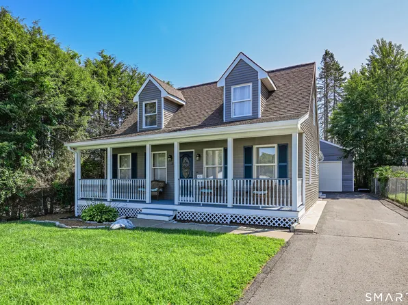 15 Ridgewood Street, Bristol, CT 06010