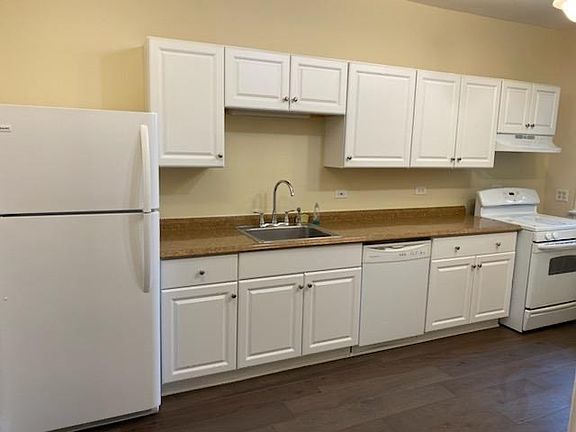5th image of 4917 N Ashland Ave APT 1