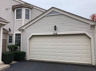 816 Village Cir, Marengo, IL 60152