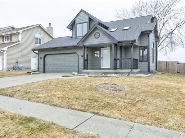 1213 N 7th St, Indianola, IA 50125