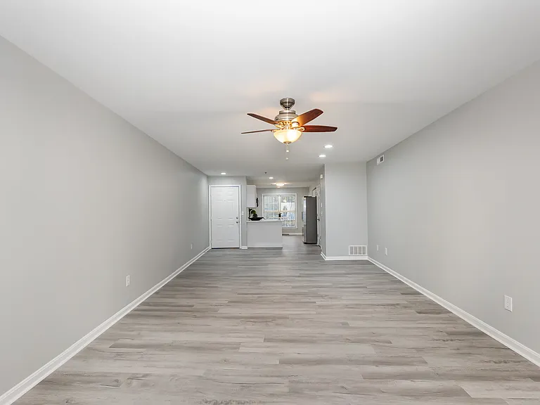 21 Owens Landing Ct #B — Photo 6
