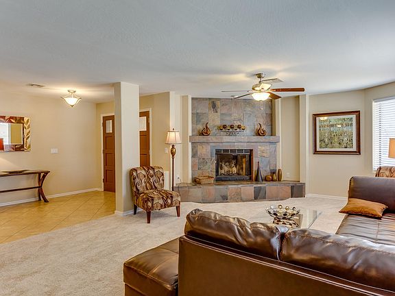 Formal Living & Entry