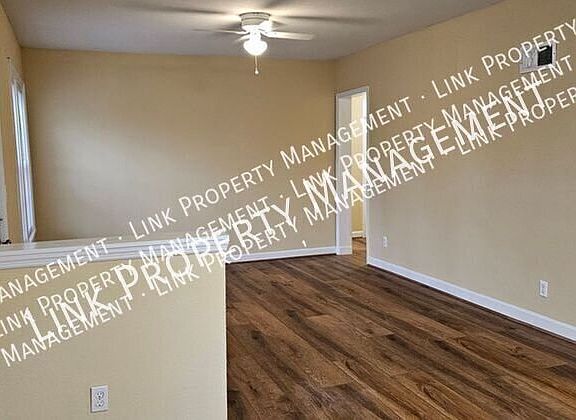 5th image of 129 N Moore Rd