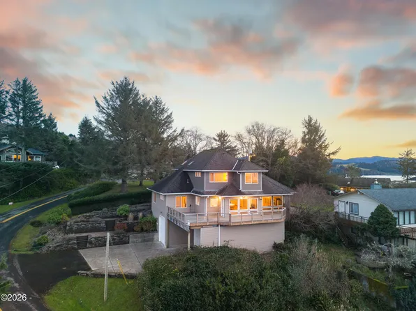 7270 Saghalie Ln, Pacific City, OR 97135