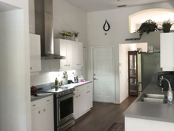 5th image of 57 Creek Bluff Way