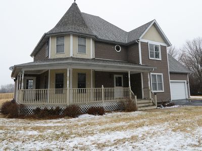2418 Fox Bluff Ln, Spring Grove, IL, 60081