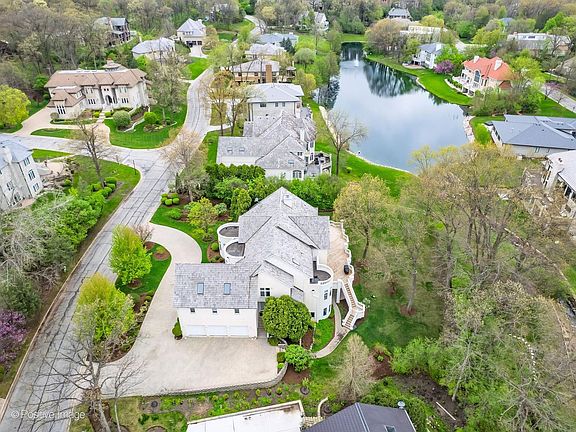 5th image of 9487 Falling Waters Dr W