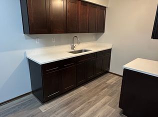 10071 W Congress St #5, Milwaukee, WI 53225