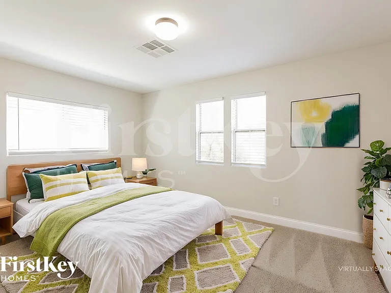 684 Moonlight Stroll St — Photo 10
