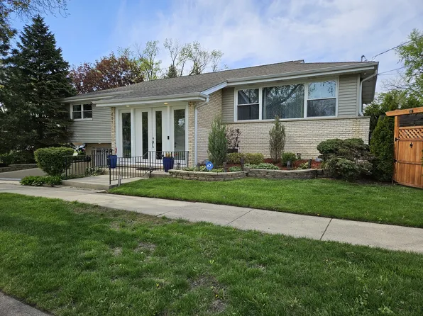 601 N Seminary Ave, Park Ridge, IL 60068