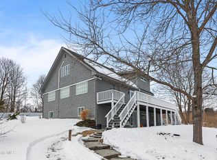 2 Wallace Rd #DH-B, Stockbridge, MA 01262