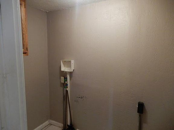 5th image of 1333 Forest Ave