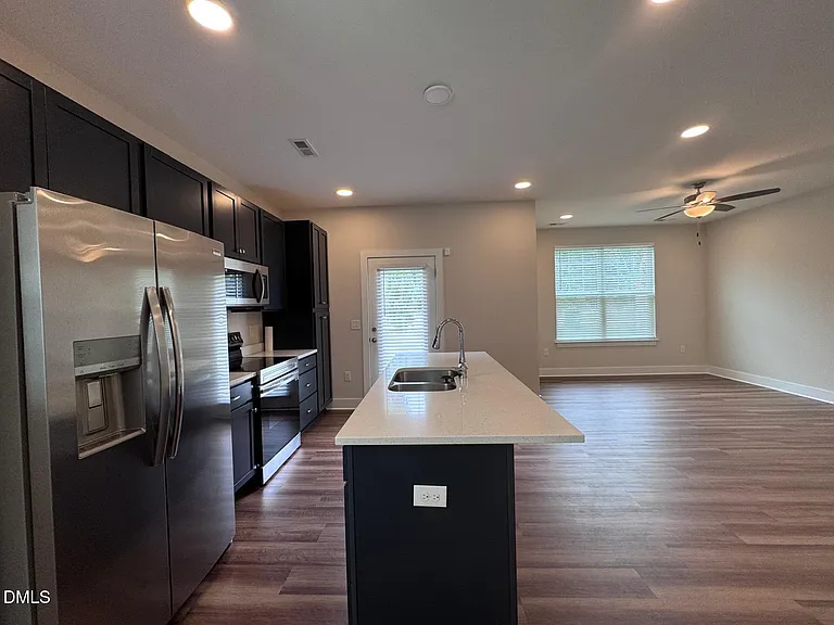 836 Pryor St — Photo 3
