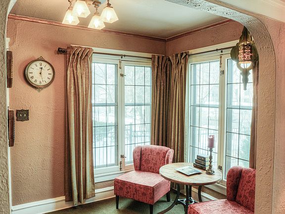 2nd image of 2452 N Lake Dr #2452