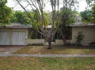 573 Mokena Dr, Miami Springs, FL 33166