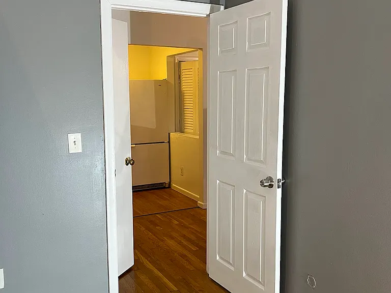 Bedroom - kitchen view