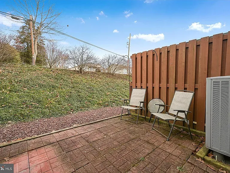 103 Lantern Green Way #103 — Photo 24