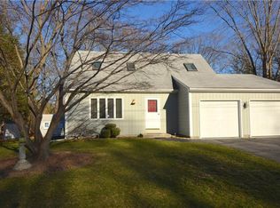 190 Boulder View Dr, Warwick, RI 02886