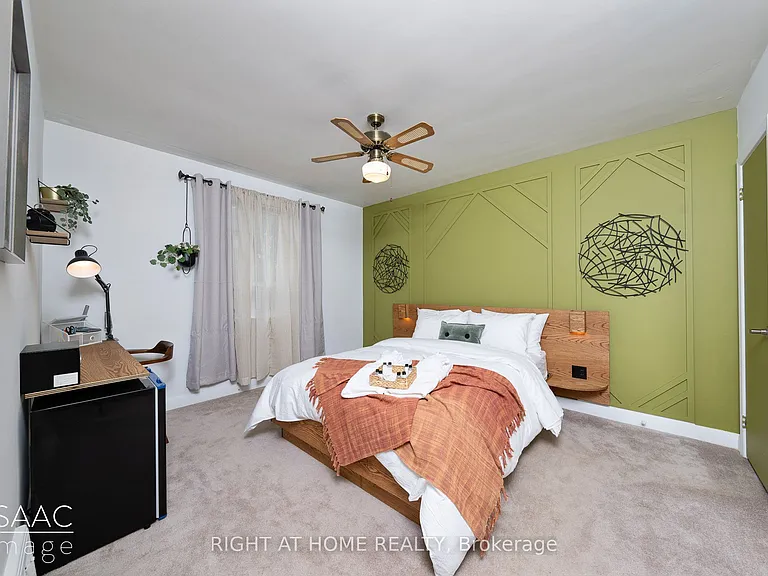 98 Yorkview Dr — Photo 9