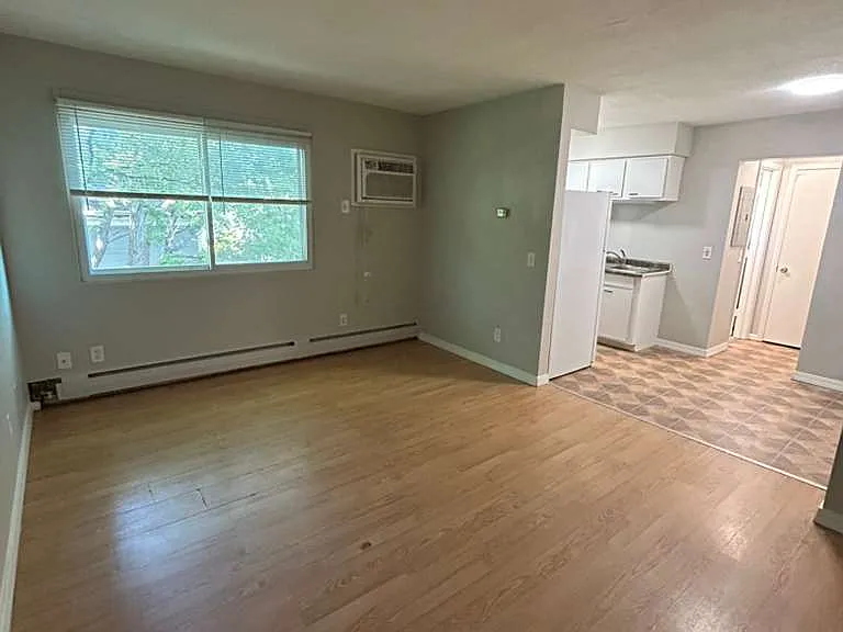 2625 18th Ave S #10 — Photo 3