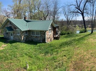 240 S 2nd St, Mammoth Spring, AR 72554