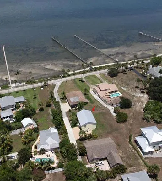 13603 S Indian River Dr #LOWER — Photo 7