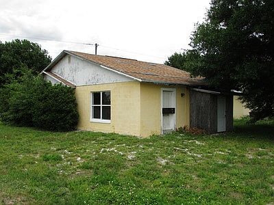 2nd image of 605 2nd Ave