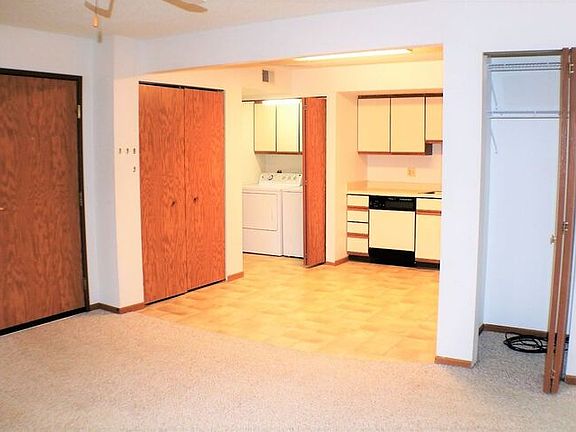 5th image of 437 S Scott Blvd