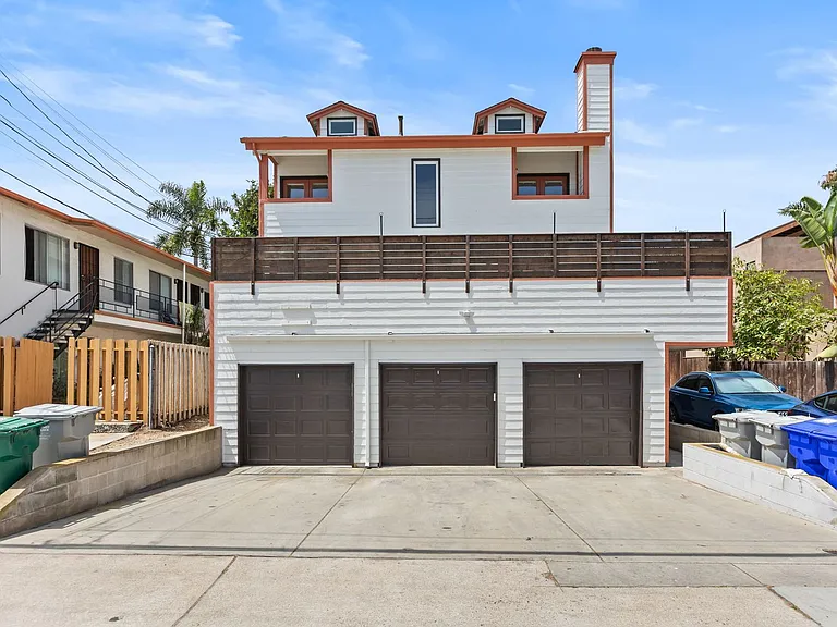 4866 Santa Cruz Ave — Photo 25