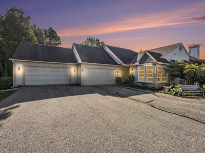 3333 Golfview Dr NW, Grand Rapids, MI, 49544